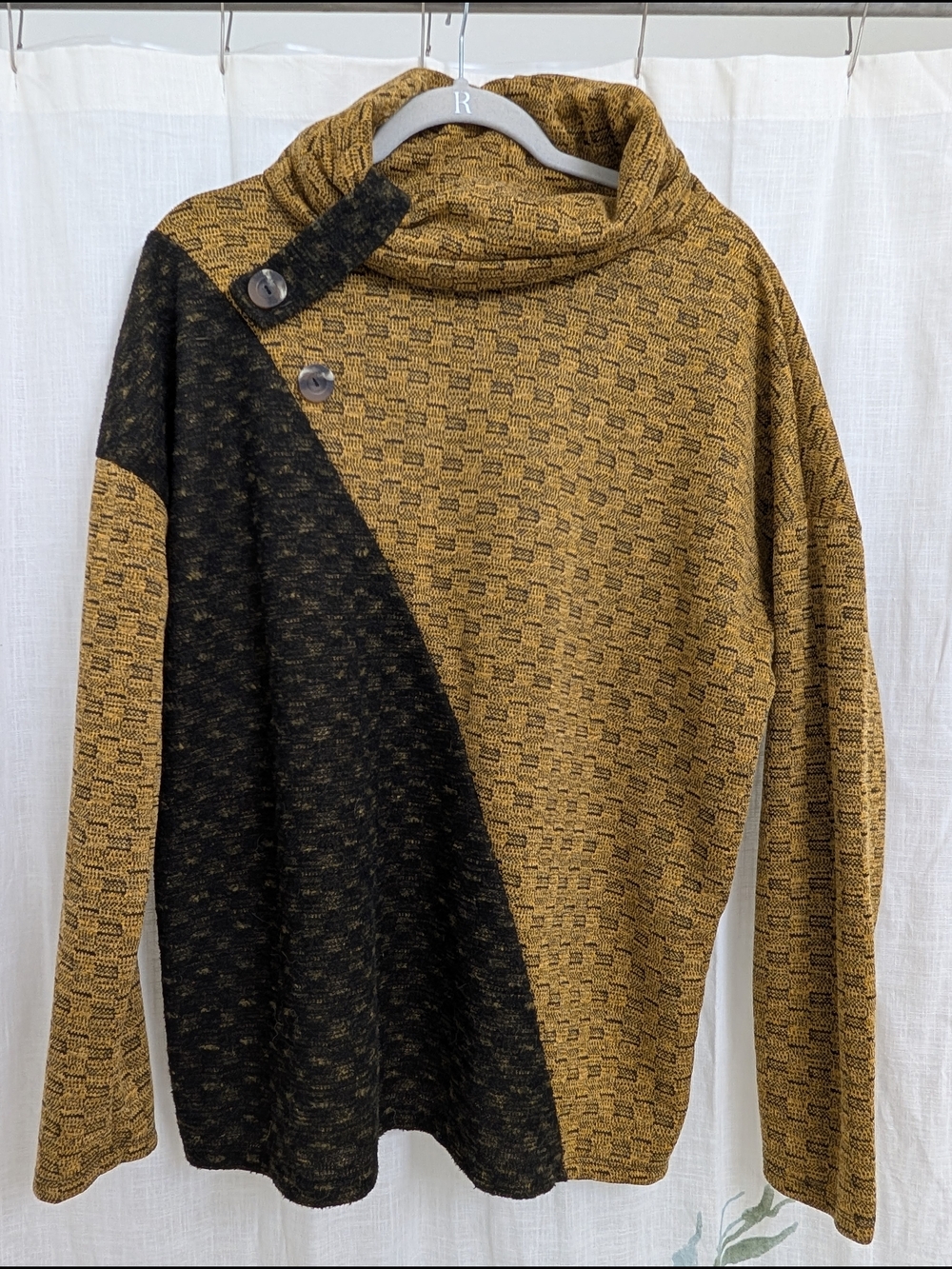 Haptics Women’s Large Mustard Black Cowl Neck Tunic Sweater